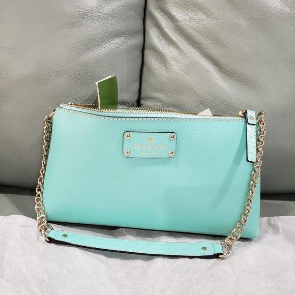DONATED-NEW KATE SPADE LEATHER BAG - Picture 3 of 12